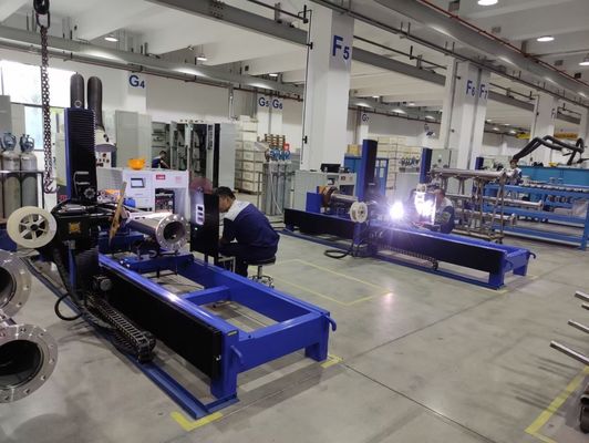 Saldatrice automatica ad alta velocità per cuciture TIG per saldatura di tubi con corrente di saldatura 10-500Amp e alimentazione del filo